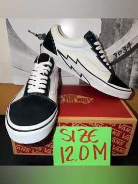 Vans Old Skool Bolt sz 12.0 Men’s